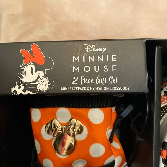 Disney Minnie Mouse 2 Pc Set Small Backpack And Hydration Crossbody - Picture 5 of 7
